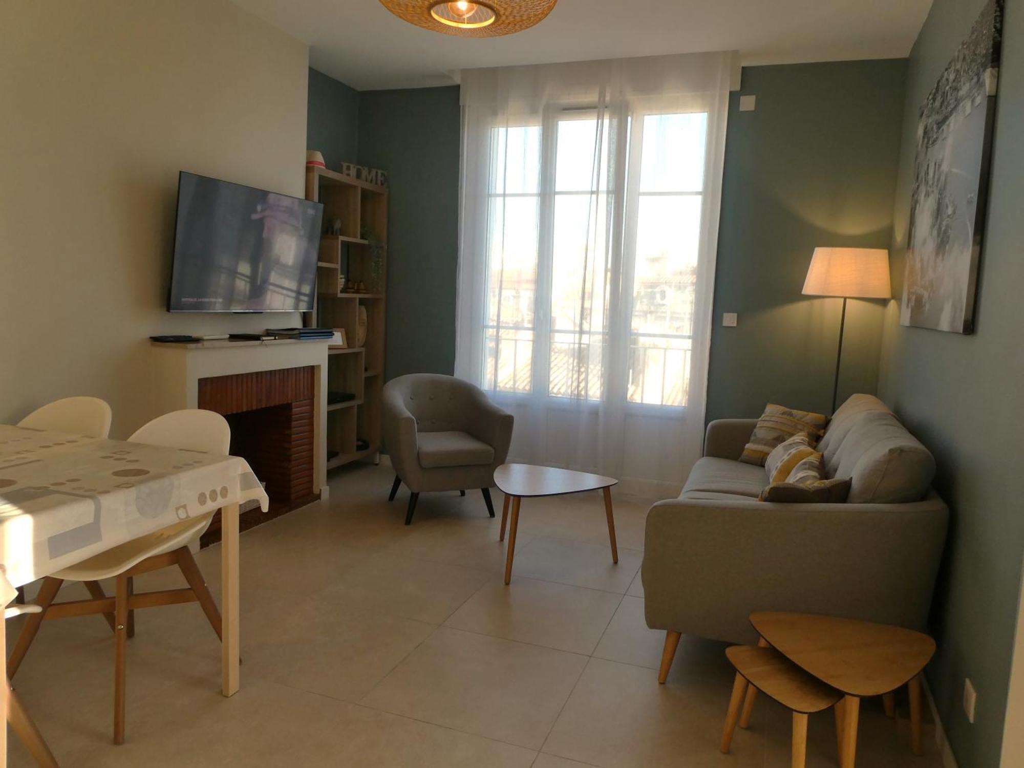 Superbe T3 Climatise 61M2 - 4 Etoiles - Wifi - Centre Historique Vue Port De Plaisance Apartment Toulon Exterior photo